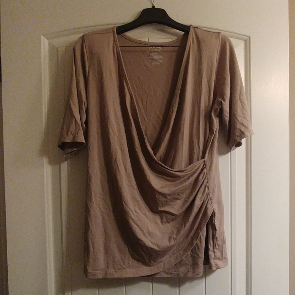 L.L.Bean top .